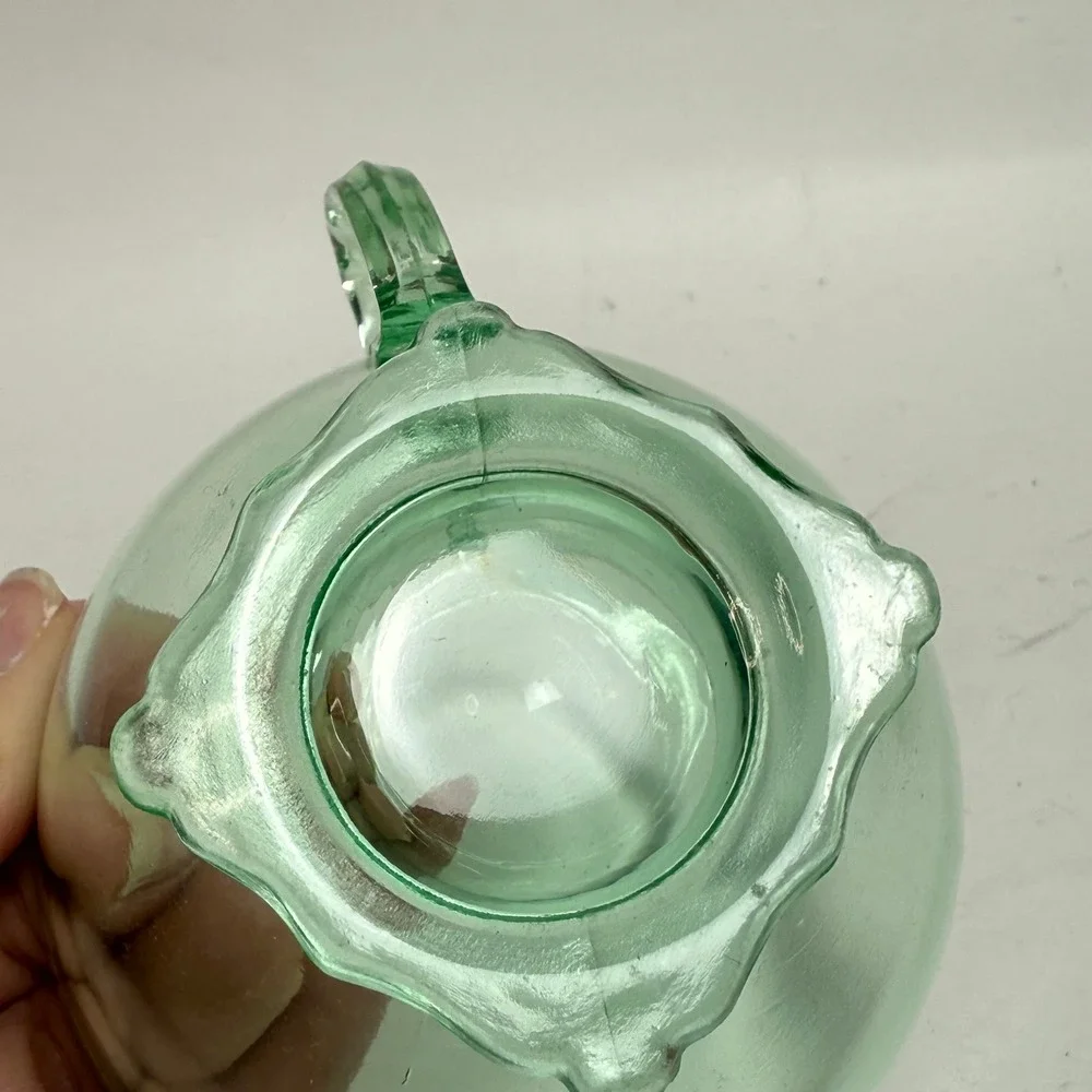 Vintage Green Uranium Glass Teacup Footed Scalloped Base UV Glow